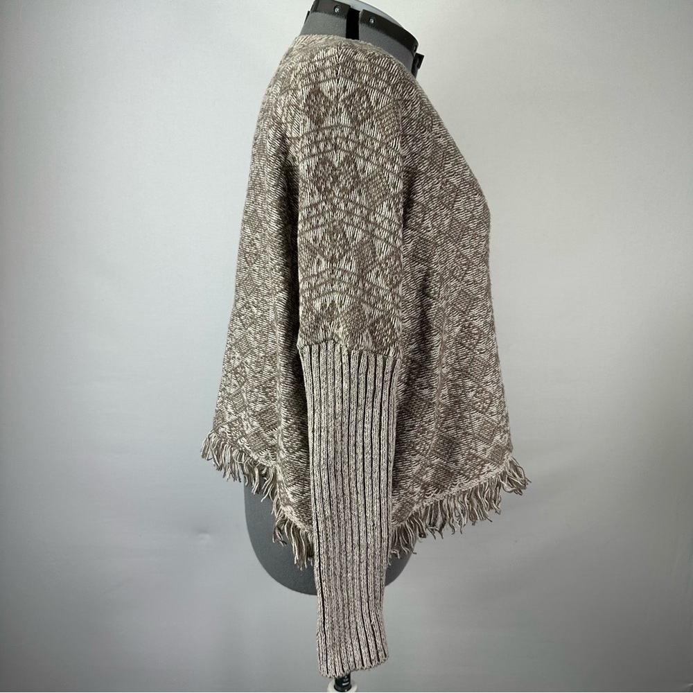Minnie Rose Women’s Aztec Knit Fringe Cropped Sweater Size M/L - Picture 5 of 8